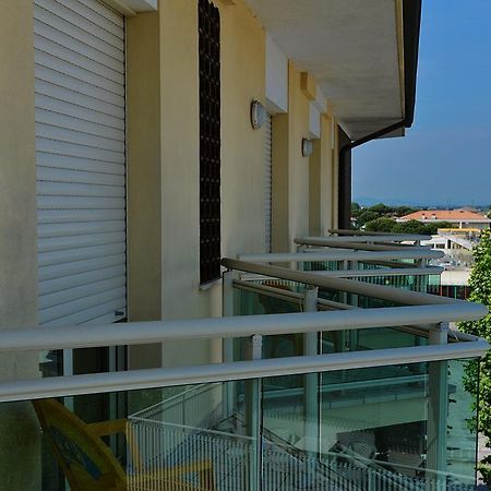 Hotel Bamar Pinarella Luaran gambar