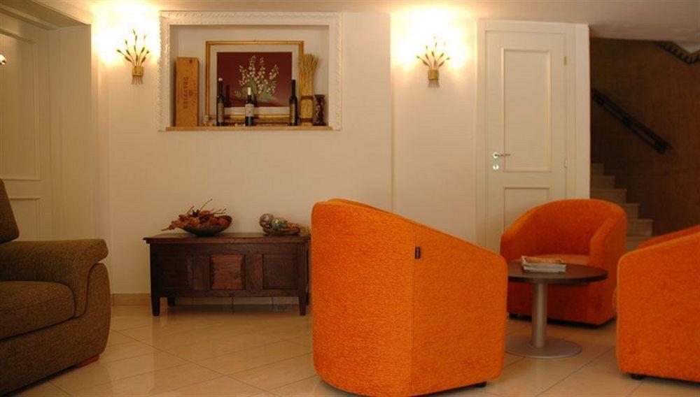Hotel Bamar Pinarella Luaran gambar